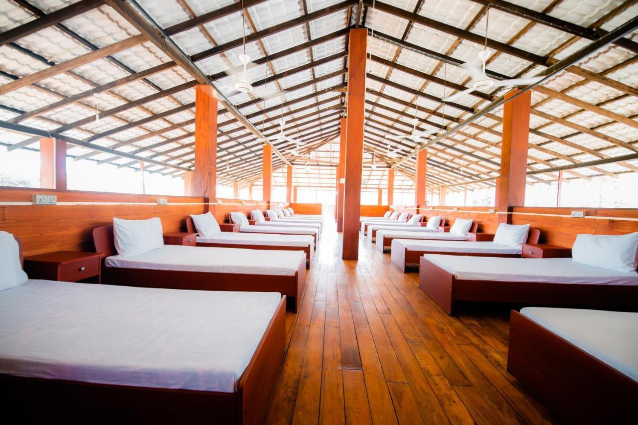 Kayjay Wild Wilpattu Hotel Buitenkant foto