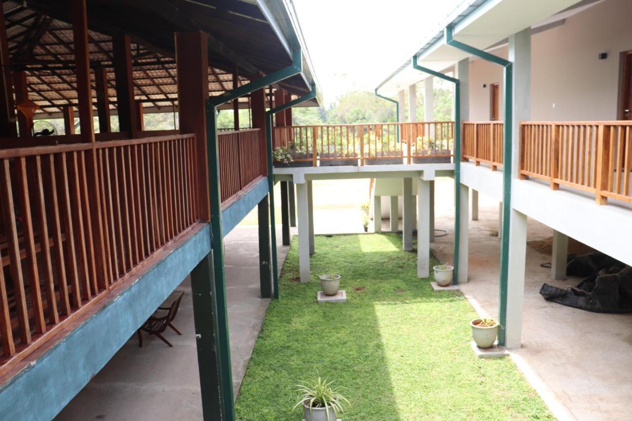 Kayjay Wild Wilpattu Hotel Buitenkant foto