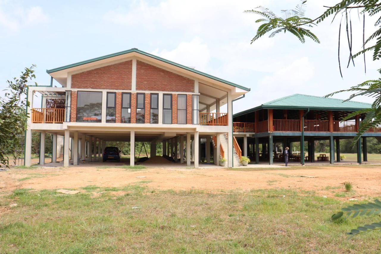 Kayjay Wild Wilpattu Hotel Buitenkant foto