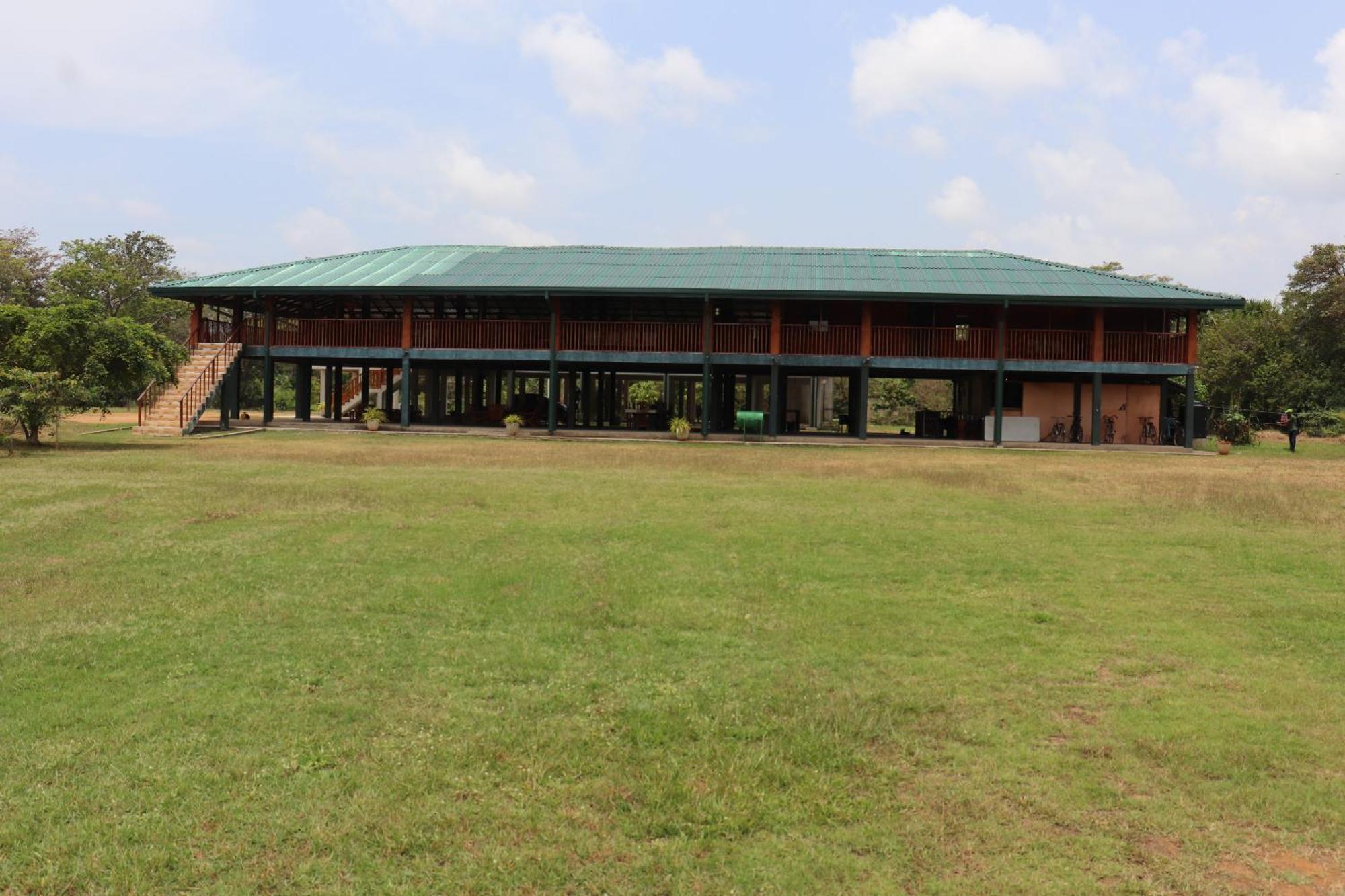 Kayjay Wild Wilpattu Hotel Buitenkant foto