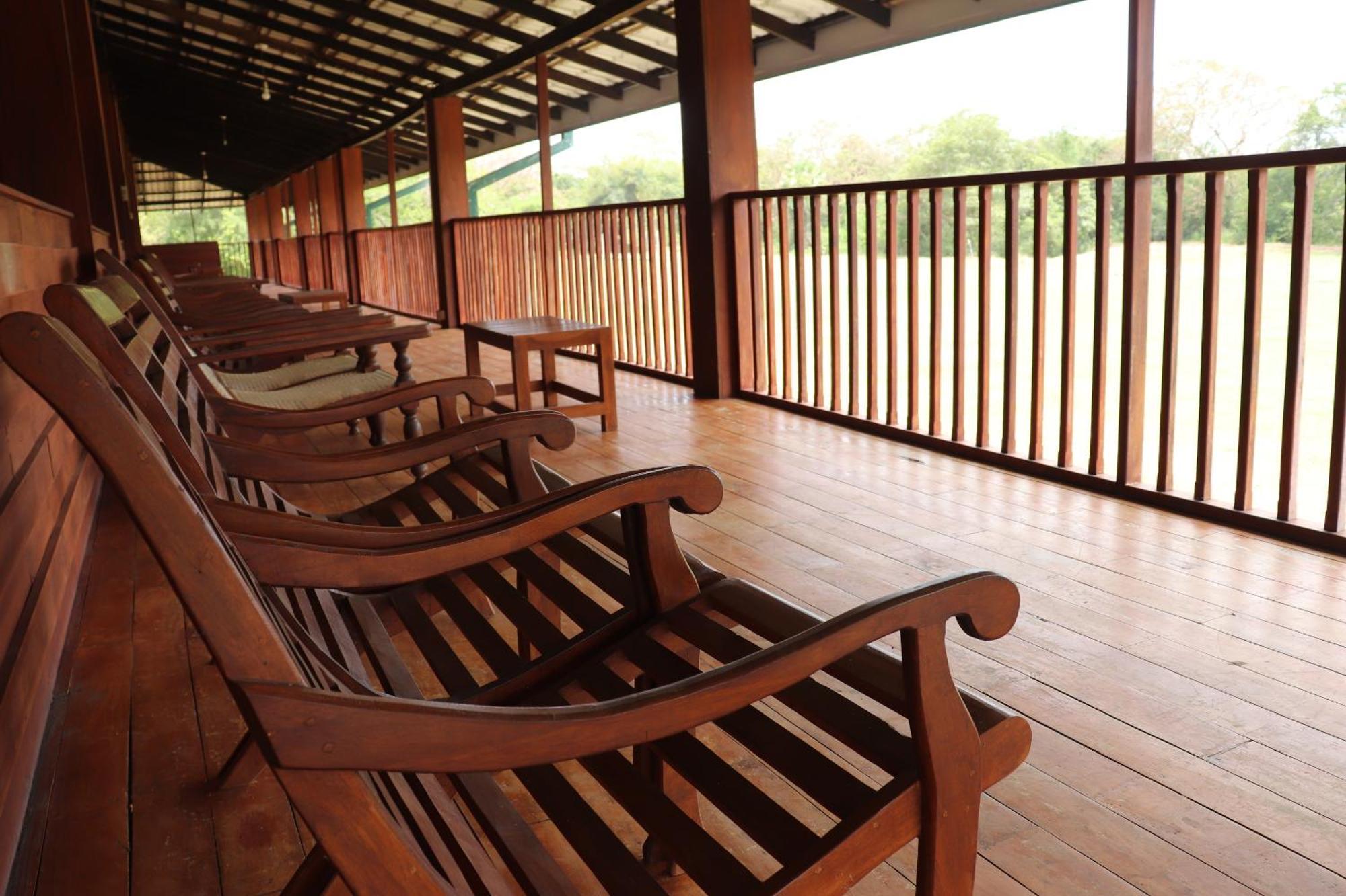 Kayjay Wild Wilpattu Hotel Buitenkant foto