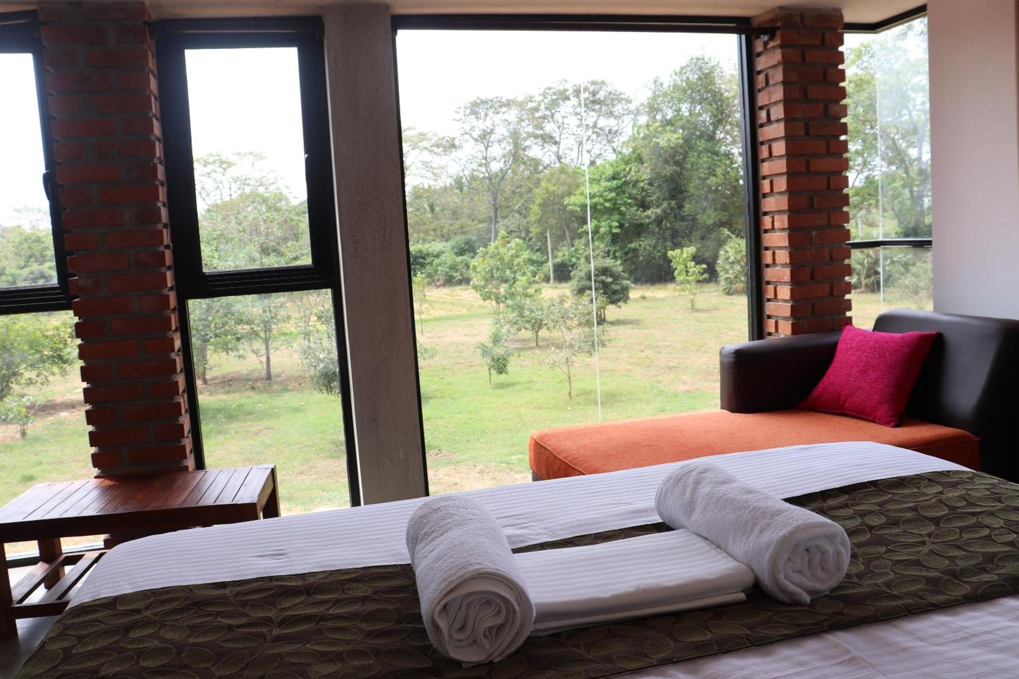 Kayjay Wild Wilpattu Hotel Buitenkant foto